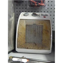 CERAMIC HEATER