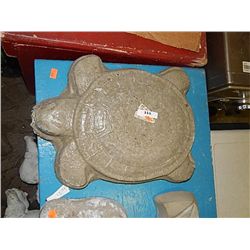 CONCRETE - STEPPING STONE - TURTLE