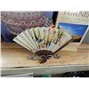 Image 2 : ORIENTAL FANS - PAKG OF 12