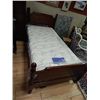 Image 2 : MATTRESS - SINGLE - PILLOW TOP - SERTA SLEEPER