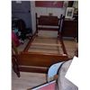 Image 1 : TWIN MAHOGANY POSTER BED - GILLARD