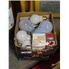 Image 1 : BOX OF LIGHT BULBS