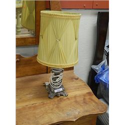 VINTAGE BEDROOM LAMP - CAST BASE?