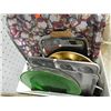 Image 1 : BOX TRAYS, MUFFIN TINS ETC