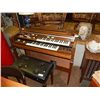 Image 5 : ELECTRIC ORGAN / PIANO BENCH - PADDED SEAT