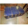 Image 1 : VINTAGE METAL TRUNK