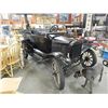 Image 15 : **** STOA - 1922 MODEL T - SEMI COMPLETE - NO DRIVER DOOR STYLE - FENDERS, RADIATOR ETC ONLY ATTACHE