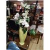 Image 1 : LARGE FLOWER ARRANGEMENT - VASE AS-IS
