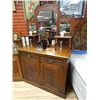 Image 2 : VINTAGE VICTORIAN OAK SIDEBOARD WITH MIRRORED BACK GALLERY