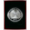 Image 2 : MR. AND MRS. CLAUSE EMBRACING ONE Oz .999 SILVER ART ROUND IN CAPSULE/GIFT BOX