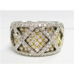 18k Yellow & White Gold Ring w/ Round Brilliant Cut Diamonds - Approx. 2.5 carats of round brilliant