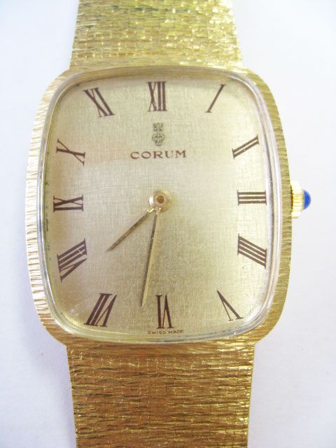 1983 Cartier Tank Mechanical Manual Wind with original black roman numeral Dial in 925 case with box and papers