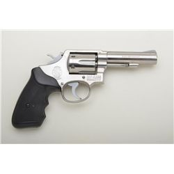 Smith & Wesson Model 65-1 DA revolver, .357 Magnum cal., 4” barrel, stainless steel, checkered finge