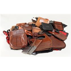 Bonanza lot of trap shooting pouches by various makers, leather, nylon, a lifetime collection for th