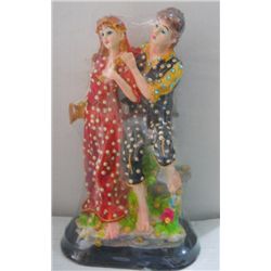 Decorated Beautiful Loving Couple Polystone Statue Height:11 inch, width: 6 inch