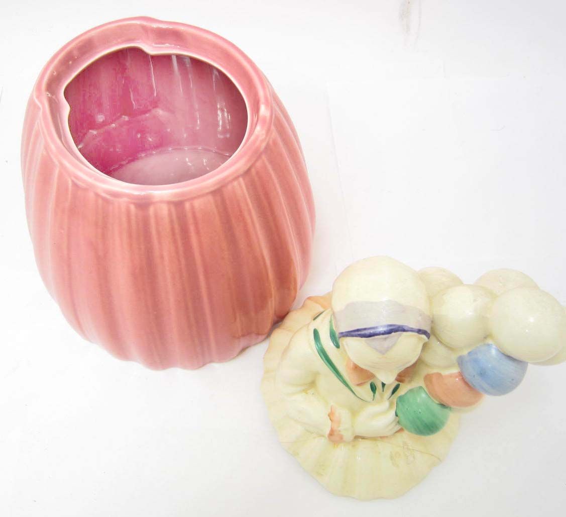 COOKIE JAR BALLOON LADY POTTERY GUILD OF AMERICA