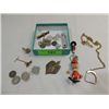Image 1 : ASSORTED VINTAGE ITEMS: TIE CLASP, CUFF LINKS,