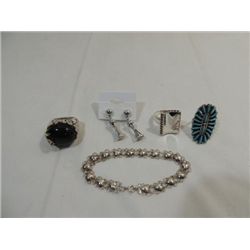 LOT 5 VINTAGE STERLING SILVER (3) RINGS, EARRINGS