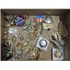 ASSORTED LOT OF LADYS BROACHES, PENDANTS