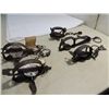 Image 2 : LOT 5 VINTAGE DUKE & VICTOR IRON SPRING TRAPS