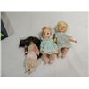 Image 4 : LOT 4 VINTAGE (3) BABY DOLLS & 1940S DOLL CLOTHES
