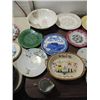 Image 3 : LOT 57 ASSORTED VINTAGE PORCELAIN & CERAMIC PLATE