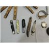 Image 2 : LOT 13 VINTAGE COLLECTIBLES: 4 POCKET KNIVES, 72"
