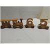Image 2 : LOT 15 VINTAGE WOOD TOYS: 12 WOOD TRAIN CARS, 3