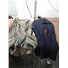 Image 3 : LOT 4 VINTAGE MENS & LADYS WINTER COATS