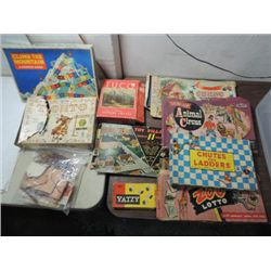 LOT 8 VINTAGE CHILD'S BOARD GAMES: CHUTES & LADDER