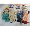 Image 2 : LOT 7 (5) CIRCUS CLOWN DOLLS (2 ARE MUSICAL) & 2