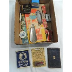 LOT 12 VINTAGE COLLECTIBLE ITEMS: 4 DURHAM RAZOR