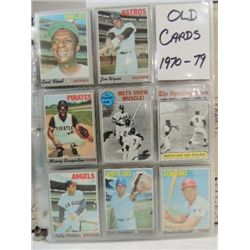 LOT 120 1970S TOPPS BASEBALL PLAYER CARDS & BINDER