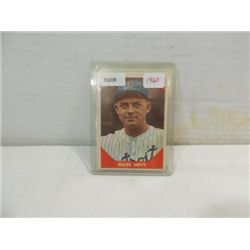 1960 FLEER #69 BASEBALL PLAYER CARD WAITE HOYT