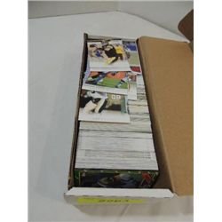 500+ ASSORTED 2000 TO 2011 FOOTBALL PLAYER CARDS