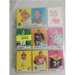LOT 35 1969 TOPPS FOOTBALL PLAYER CARDS