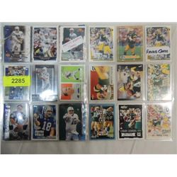 LOT 36 FOOTBALL CARDS: (27) PEYTON MANNING & 9