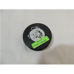 HOCKEY PUCK PENQUINS AUTOGRAPHED SIDNEY CROSBY