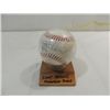 Image 1 : RAWLINGS BASEBALL AUTOGRAPHED KENT HIRBECK NO COA