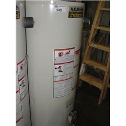 A.O. SMITH PROFERRED HOT WATER TANK (PHYSICAL DAMAGE PRESENT)