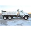Image 2 : 1988 GMC DUMP TRUCK WITH SPECIAL MINING TRAILER