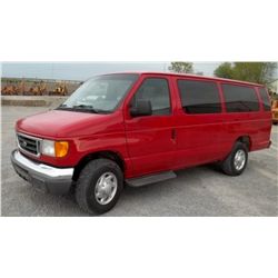 2005 Ford E350XLT