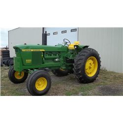1969 John Deere 4000 Farm Tractor