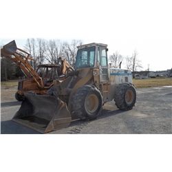 1980 IH 515 Loader