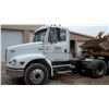 Image 1 : 2000 Freightliner FL112 Truck Tractor