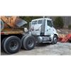 Image 2 : 2000 Freightliner FL112 Truck Tractor
