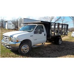 2003 Ford F550 Truck