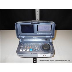 SONY PDW V1 PROFESSIONAL DISC RECORDER XD CAM (print sequence:) 744831