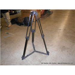 VINTEN TRIPOD (print sequence:) 744832