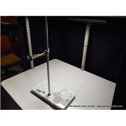 LABORATORY STAND